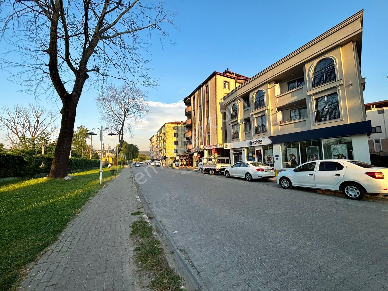Sapanca'nın En İşlek Caddesi Satılık Köşe Dükkan Pazarlığa Açık - Görsel 18