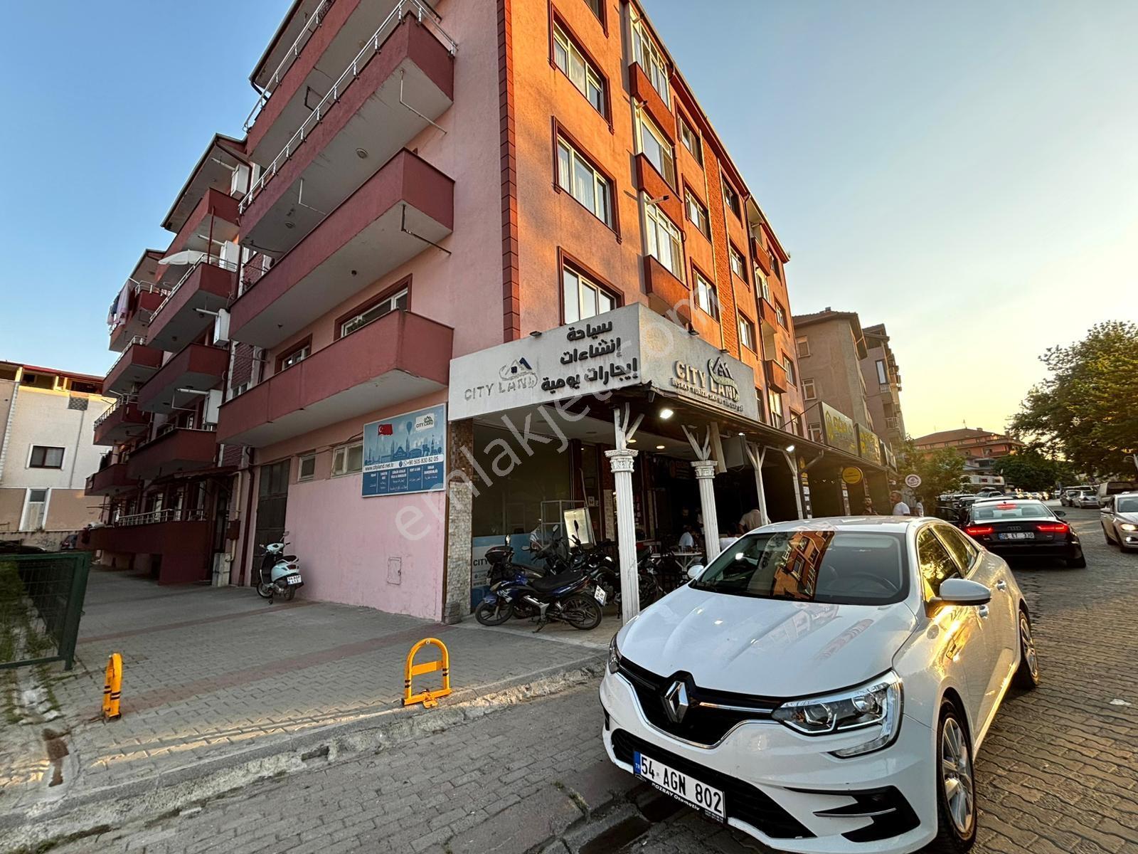 Sapanca'nın En İşlek Caddesi Satılık Köşe Dükkan Pazarlığa Açık - Görsel 10