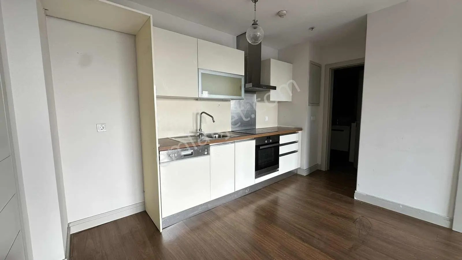 Suryapı Corridor'da Satılık 1+1 64m2 16. Kat Kiracısız Boş Daire - Görsel 9