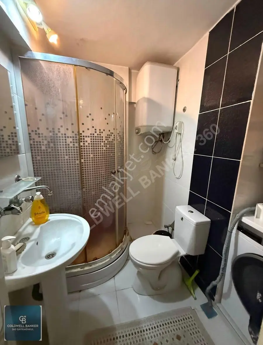 Girne Caddesi Üzerinde Merkezi Konumda Kiralık Daire - Görsel 4