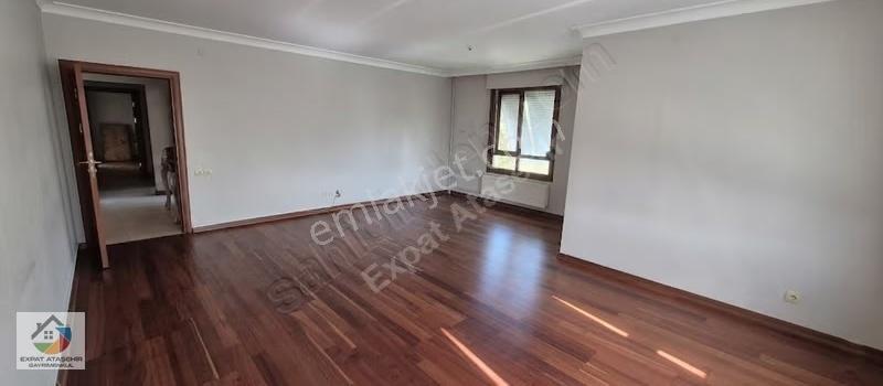 Akasya Kısa Katlı İçi Tamamen Restore Edilmiş Boş 3,5+1 189m2 - Görsel 2