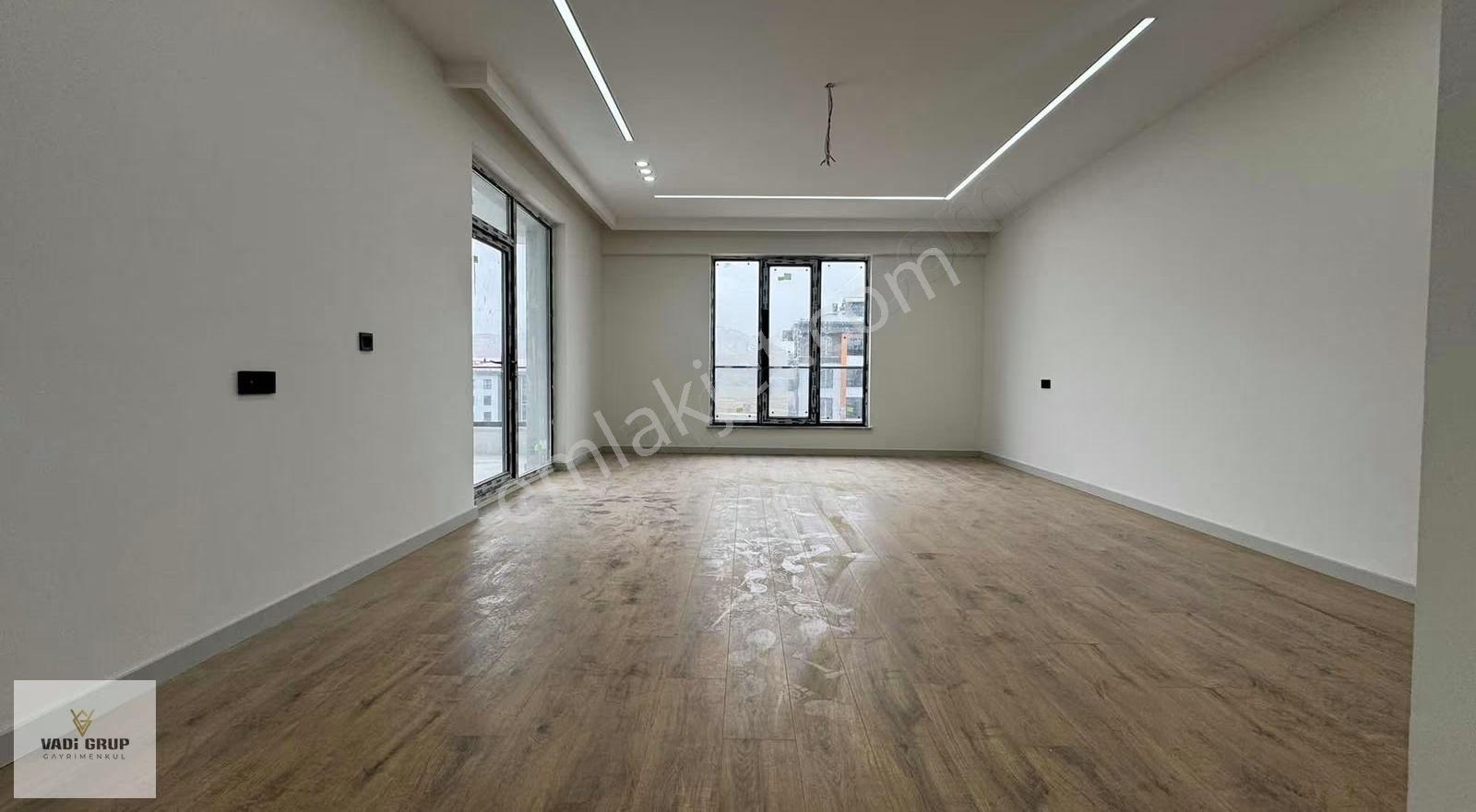 Vadi Grup'tan Eğriköprü'de 4.5+1 180 M2 Net Ultra Lüx Daire - Görsel 15