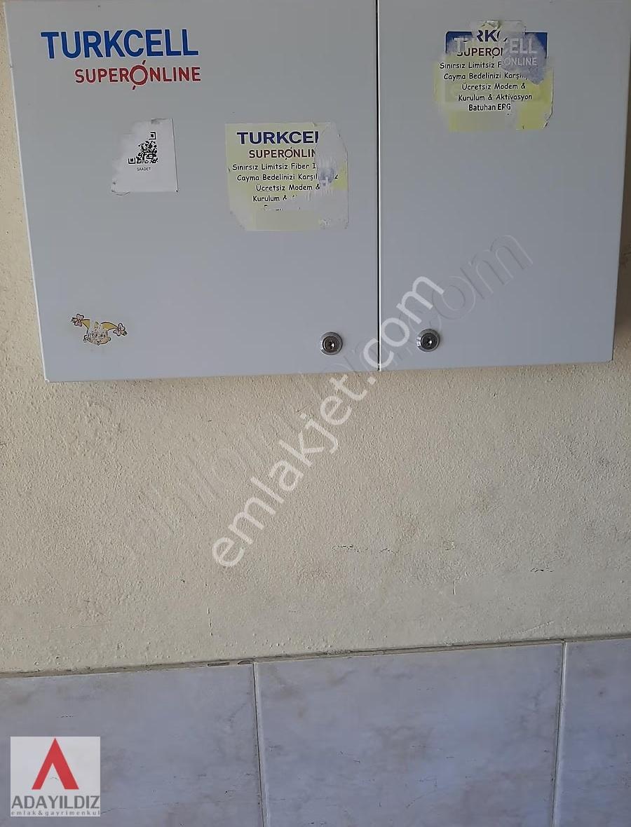 Adapazarı Şeker Mahallede Kiralık Depolu Geniş 3+1 Daire - Görsel 9