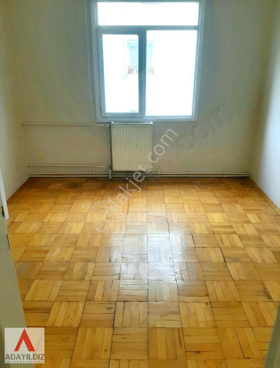 Adapazarı Şeker Mahallede Kiralık Depolu Geniş 3+1 Daire - Görsel 23
