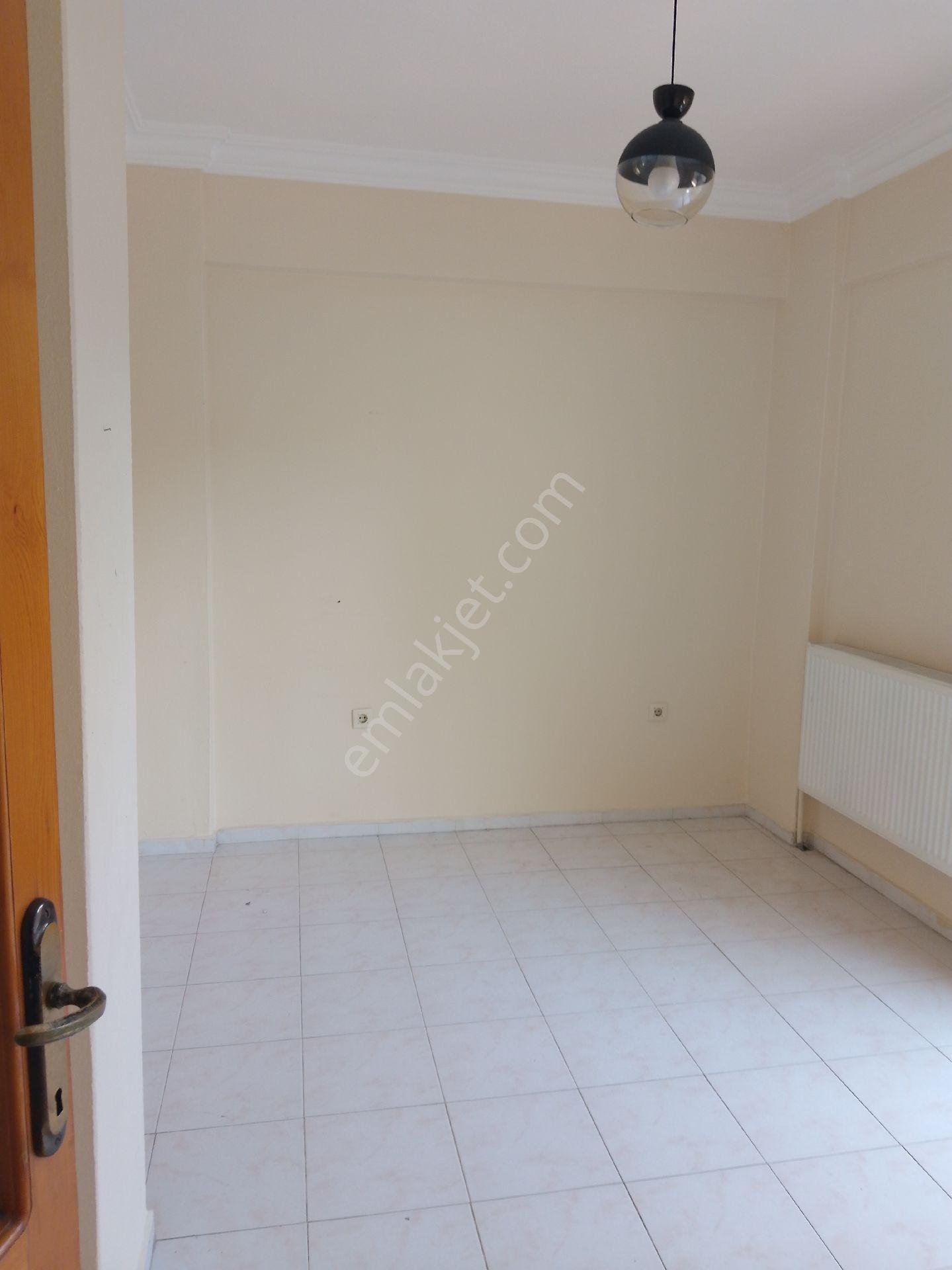 Artenew Emlak'tan Bornova Merkez'de Kiralık 3+1 Daire - Görsel 9