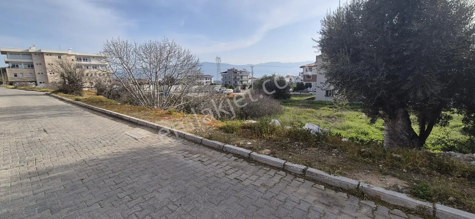Yeni Mahallede Necip Karakaş Camii Karşısı 3 Kat İmarlı Arsa - Görsel 9