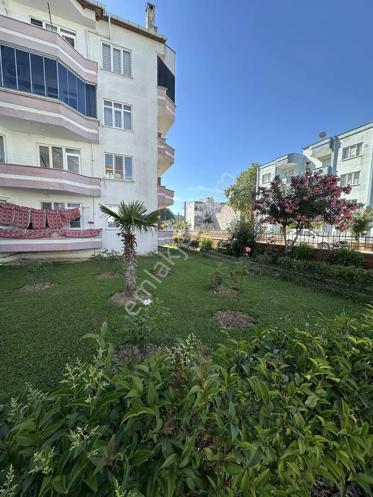 Yeniköy Yuvam Sitesinde | 3+1 | 130 M² Satılık Daire - Görsel 2