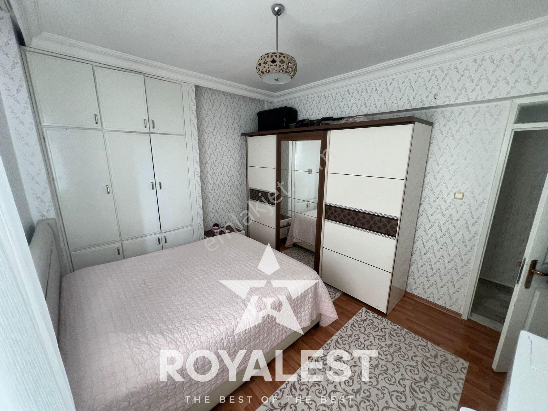 Royalestten Karataş Merkez'de İskanlı Arakat Siteiçi Bakımlı 3+1 - Görsel 16