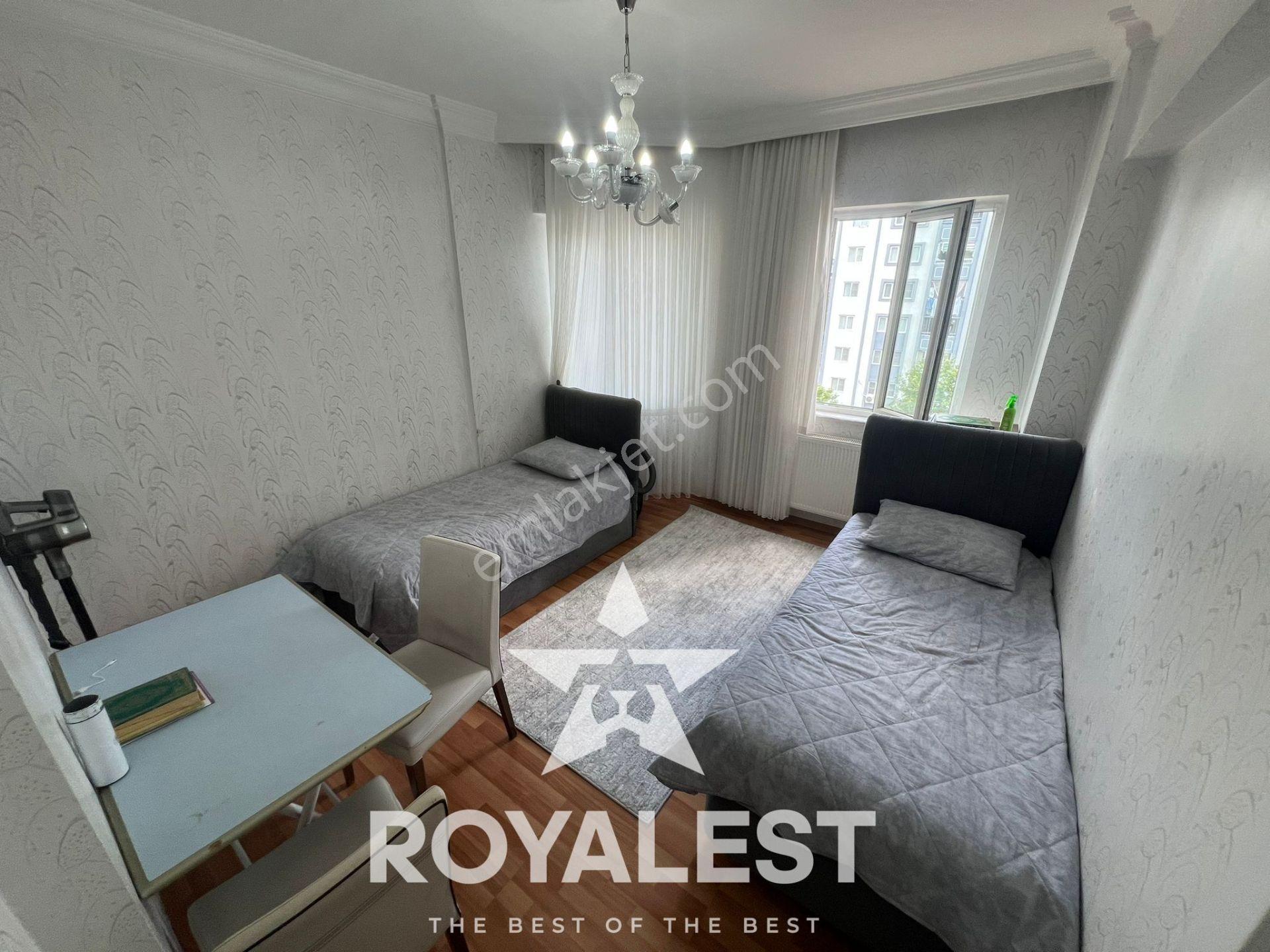 Royalestten Karataş Merkez'de İskanlı Arakat Siteiçi Bakımlı 3+1 - Görsel 11