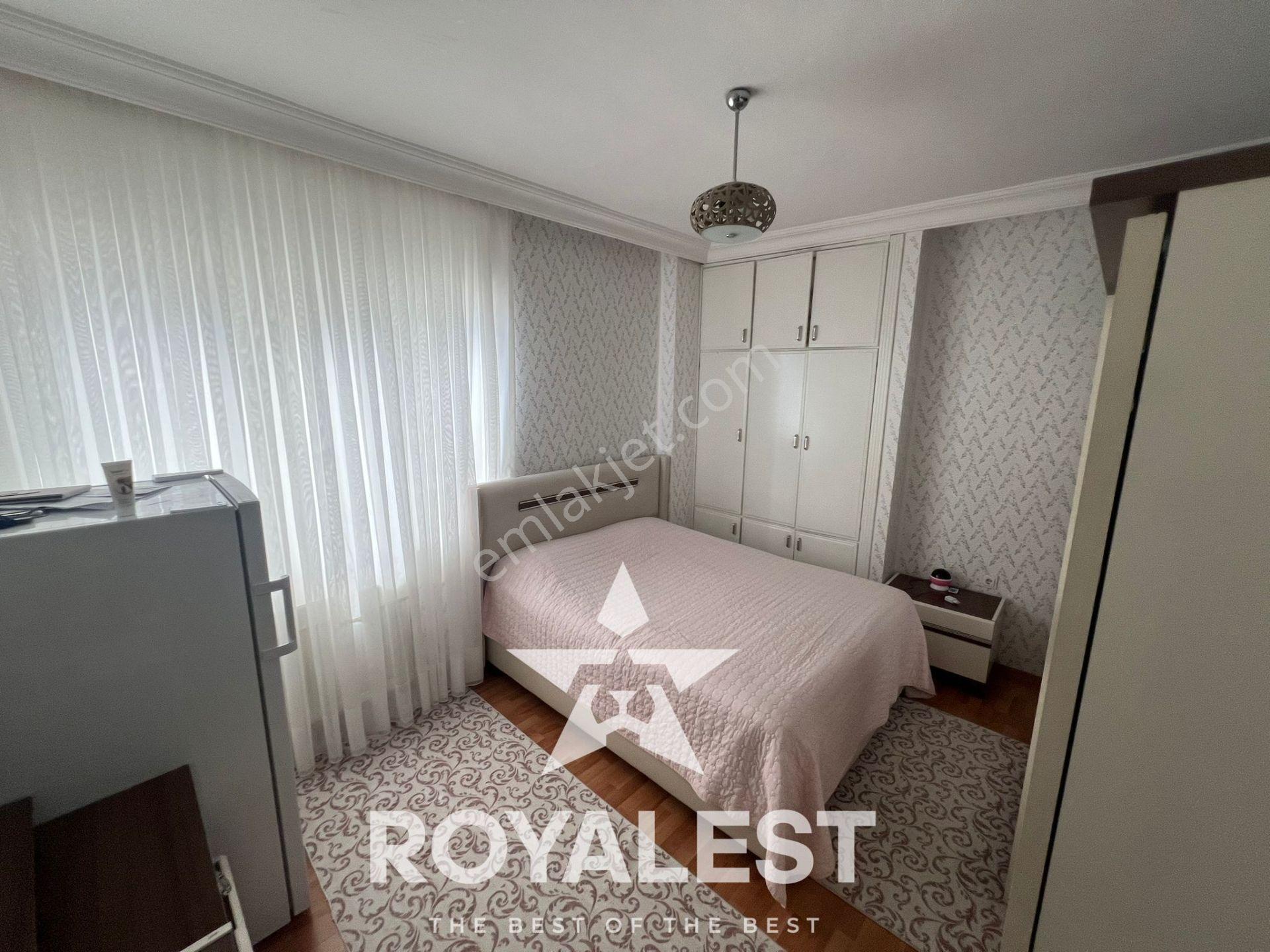 Royalestten Karataş Merkez'de İskanlı Arakat Siteiçi Bakımlı 3+1 - Görsel 14