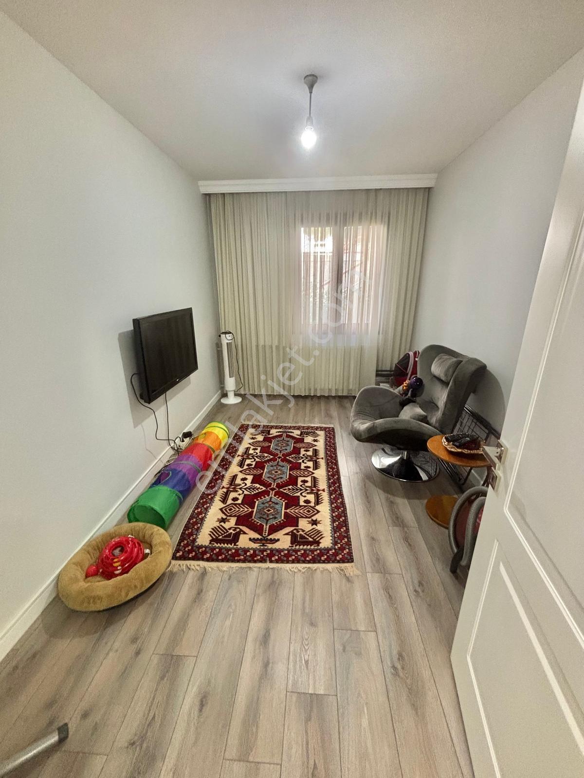 İnönü Caddesi Tibaş Sitesi Full Bakımlı Daire - Görsel 17