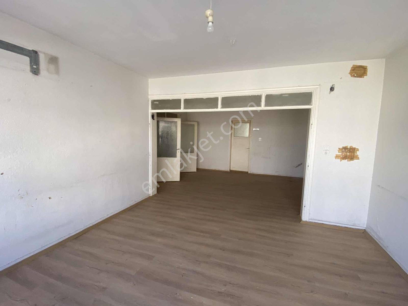İnfo Gayrimenkul'den Ana Cadde Yakını 2+1 Kiralık 130 M² İşyeri - Görsel 3