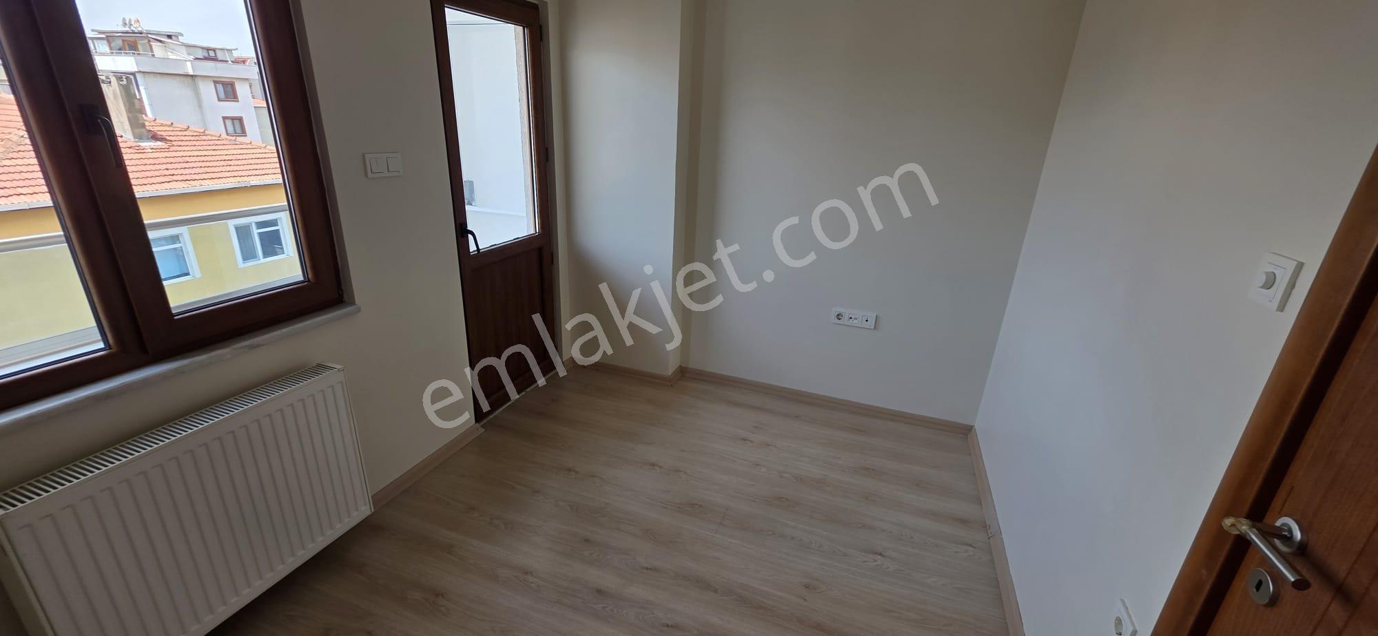 Metroya Ve Marmaraya Yakın , Genç Binada, 3+1 Arakat Daire - Görsel 18