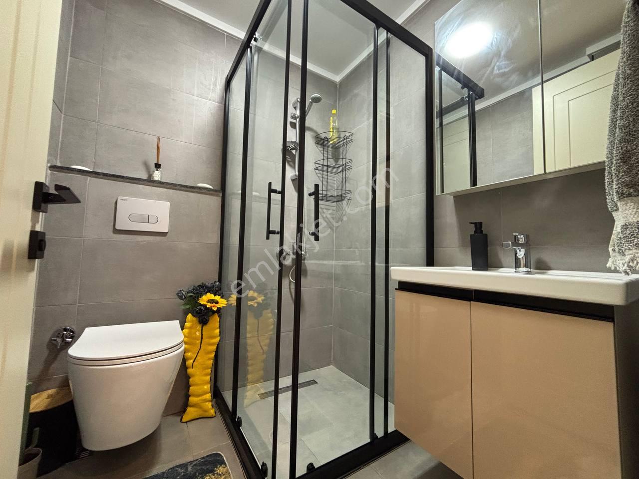 Mahmutlar Yenisey Tower'da 3+1 Ayrı Mutfak Güney Doğu Cephe - Görsel 23
