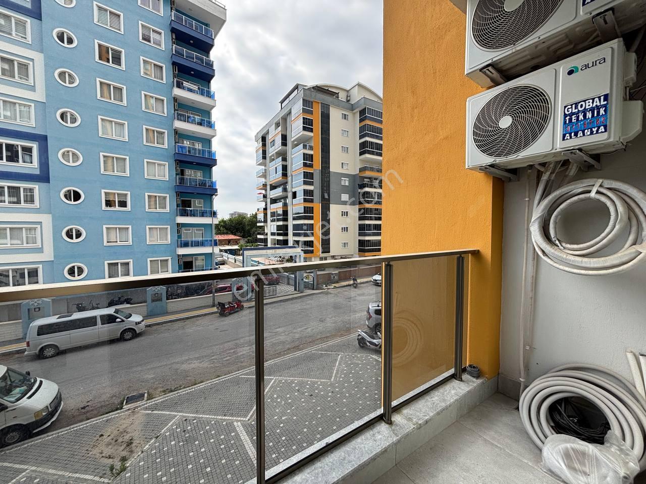 Mahmutlar Yenisey Tower'da 3+1 Ayrı Mutfak Güney Doğu Cephe - Görsel 10