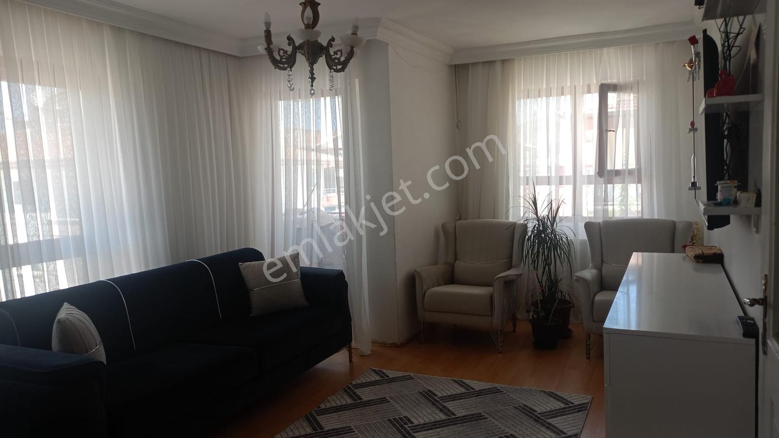 Küçük Kayaş Mah 3+1 Kat 3 Ön Cephe 120 M2