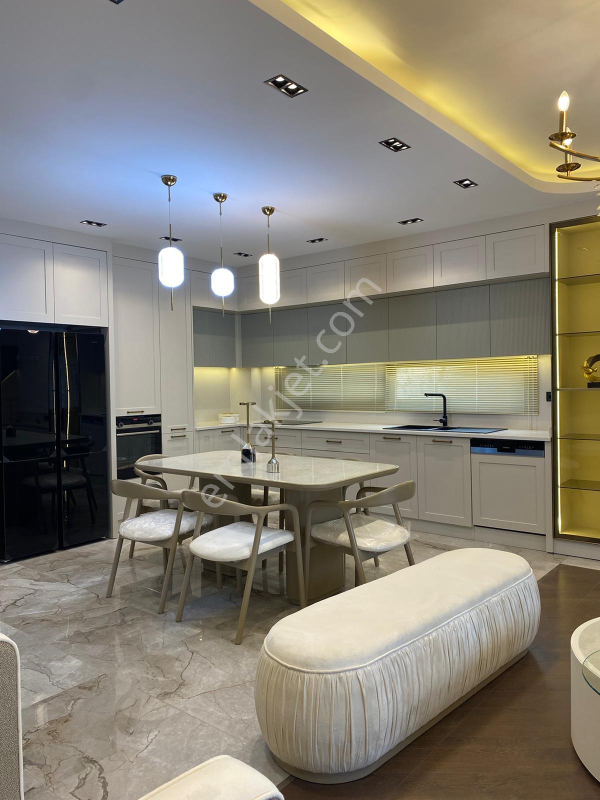 Üstünkent'ten Akarca'da Havuz Cepheli Akıllı 3+1 Tripleks Villa - Görsel 20