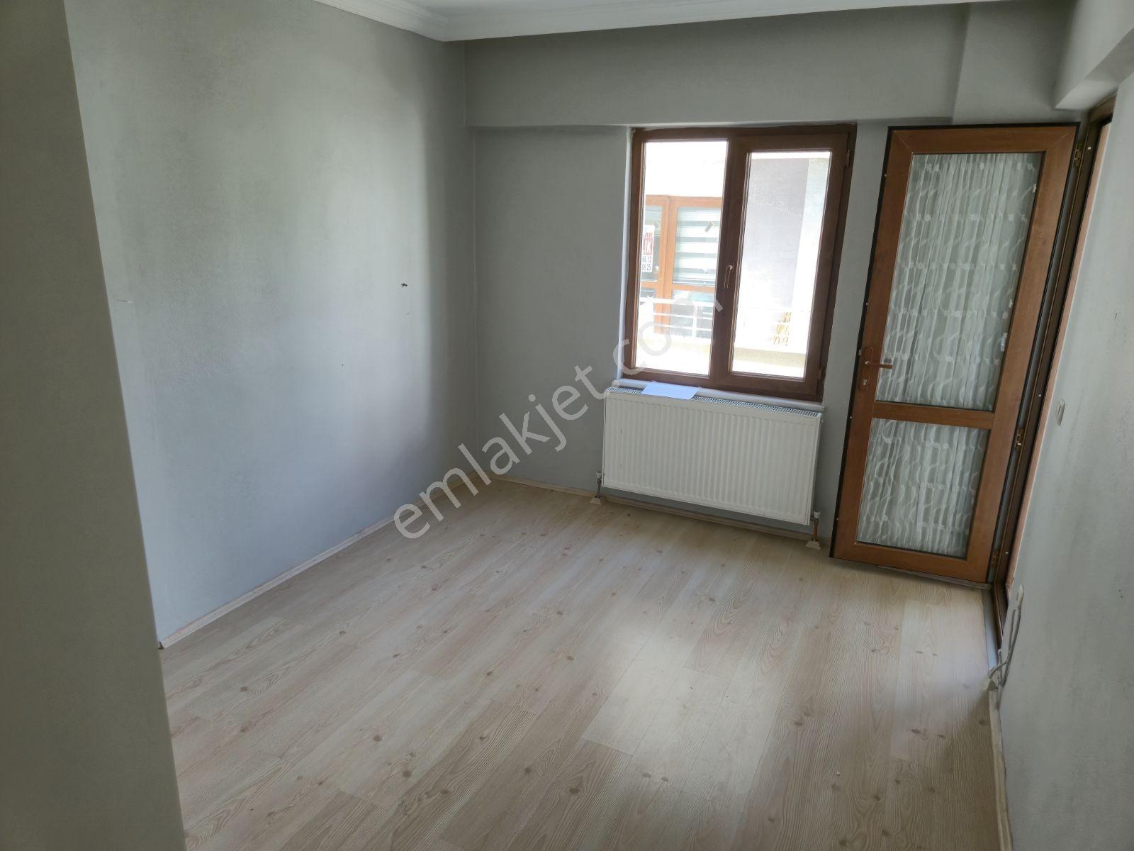 Adaplatin'den Düzce Merkezde Sitede Garajlı 110m2 2 Balkonlu 3+1 - Görsel 33