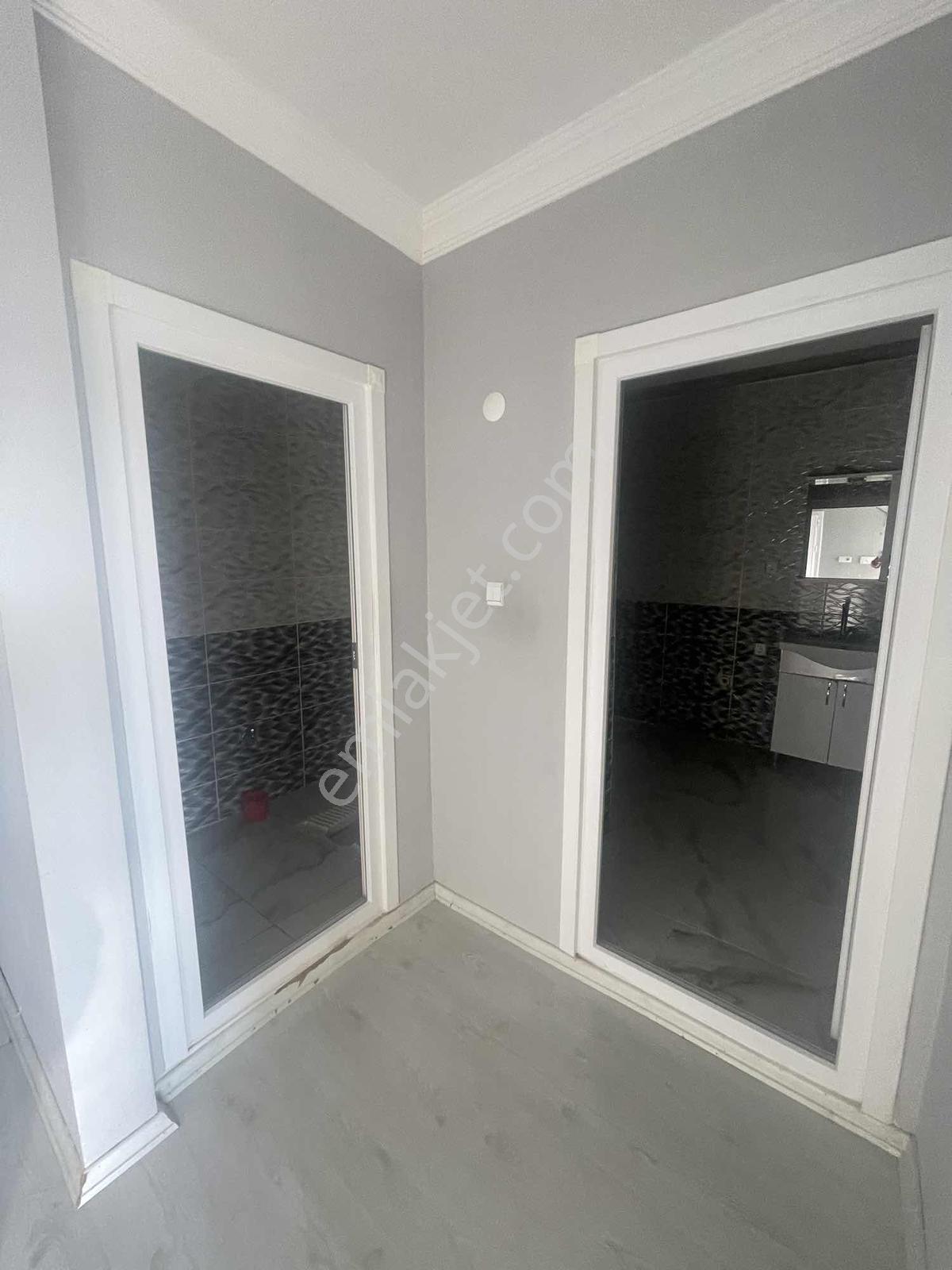Delfa Yapı İnşaat Tan Acil Satılık İskanlı 2+1 100m2 Daire - Görsel 13