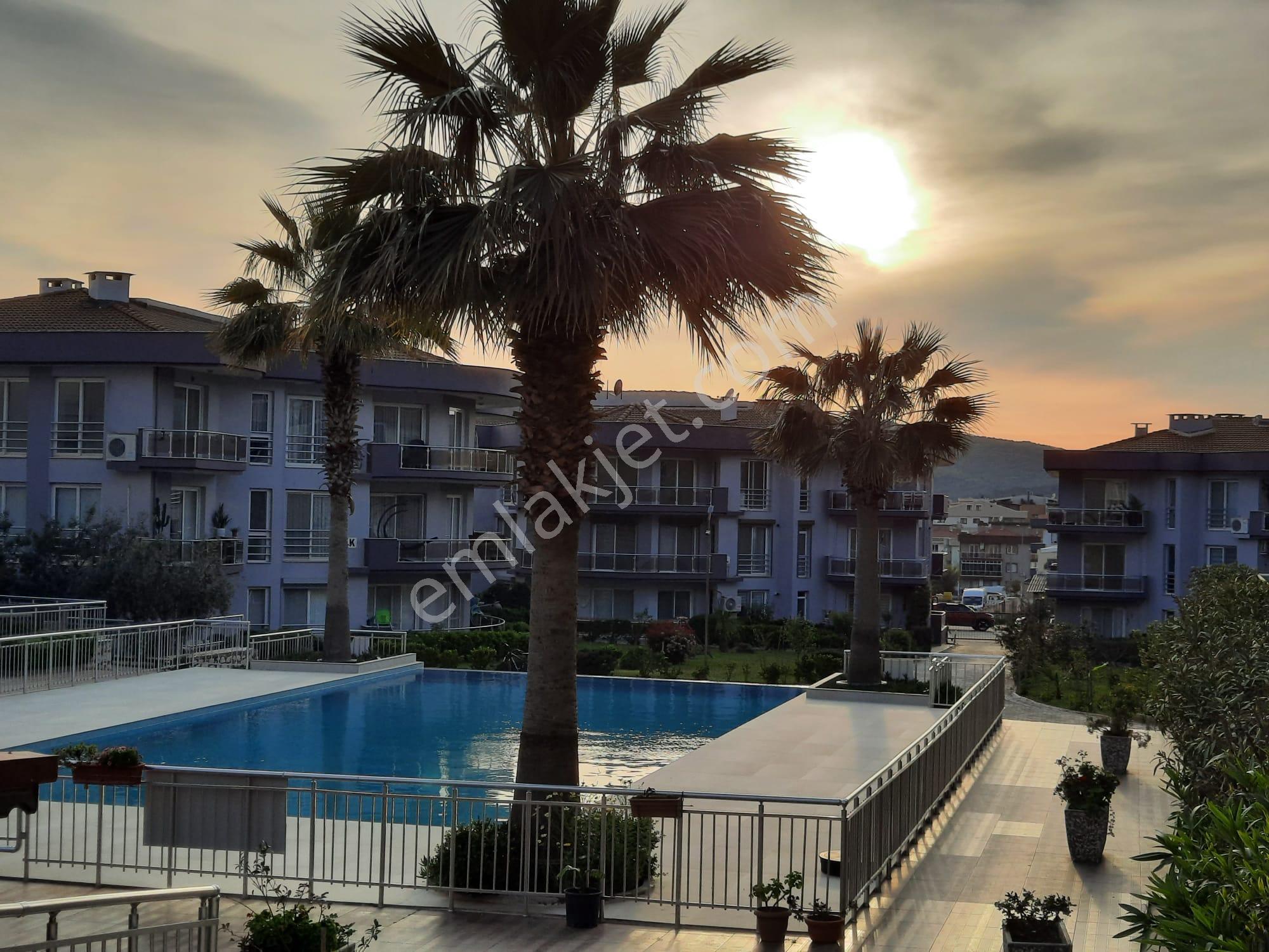 Güzelbahçe Yelki'de Yüzme Havuzlu Güvenlikli Sitede 3+1 Satılık Daire - Görsel 23