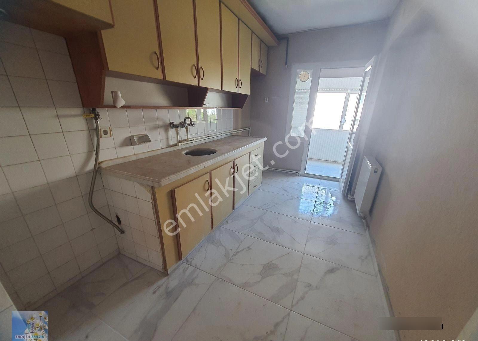 İzkent Evlerinde Doğalgazlı Asansörlü Kiralık 3+1 Daire - Görsel 17