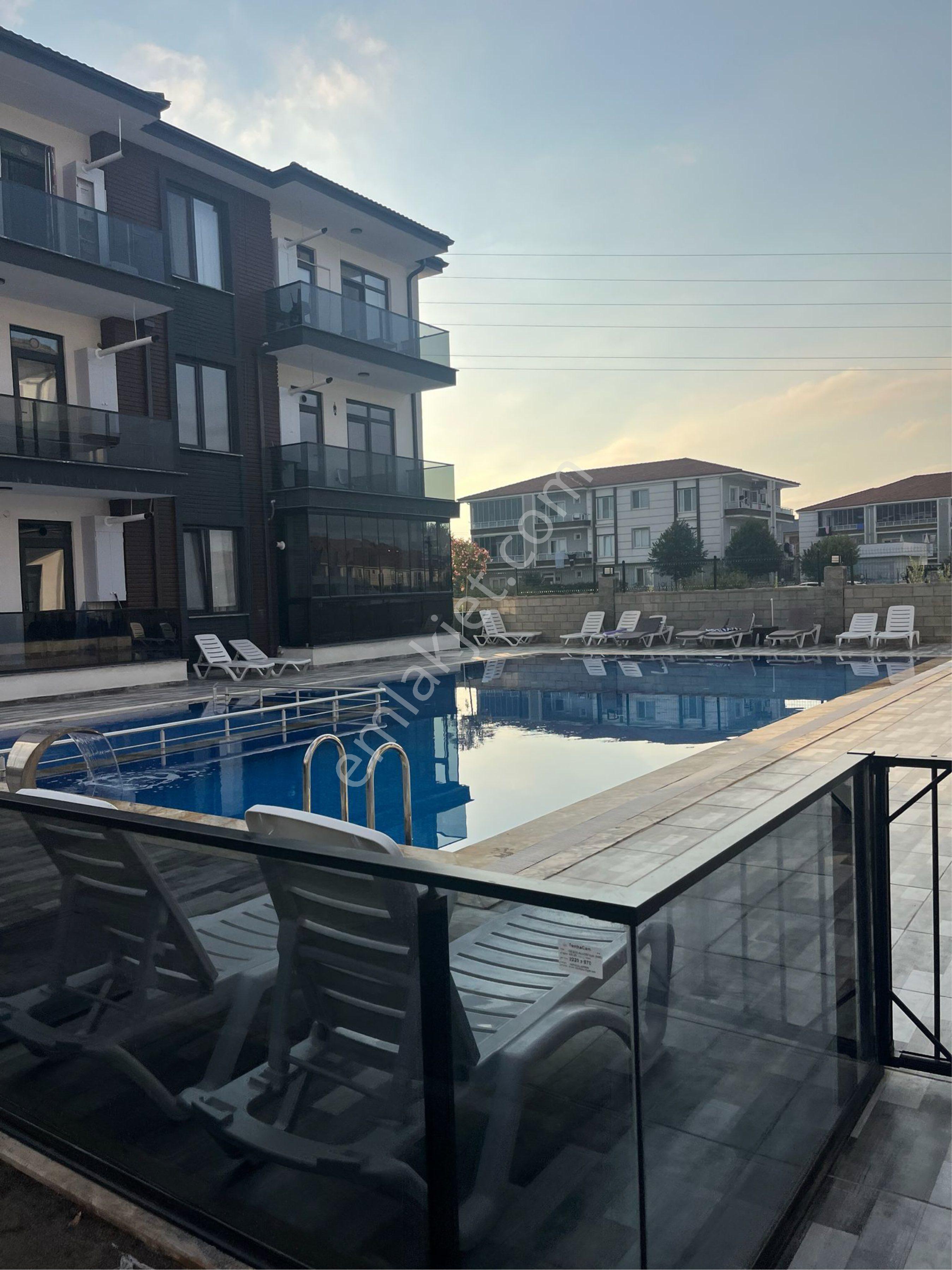 Aziziye Mh. Kapalı Mutfak Sahibinden Havuzlu Sitede Satılık 2+1 - Görsel 4
