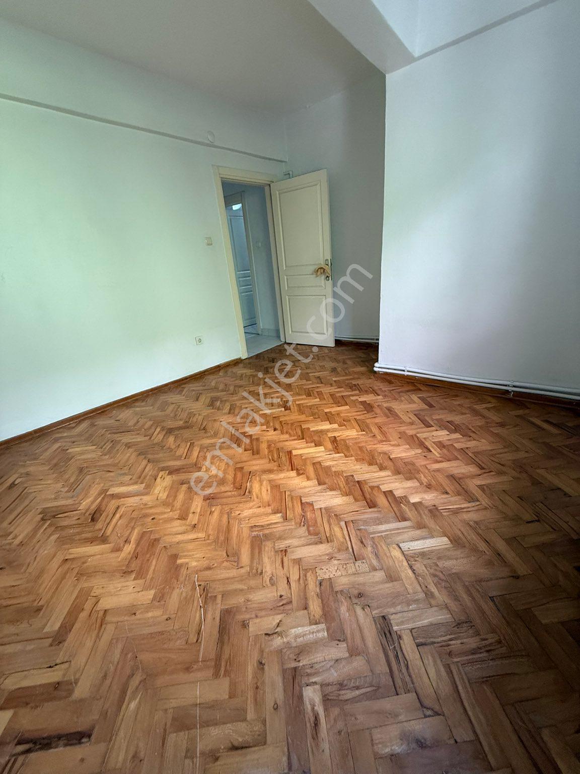 Fulya Mehmetçik Caddesinde Kiralık Kombili Daire - Görsel 14