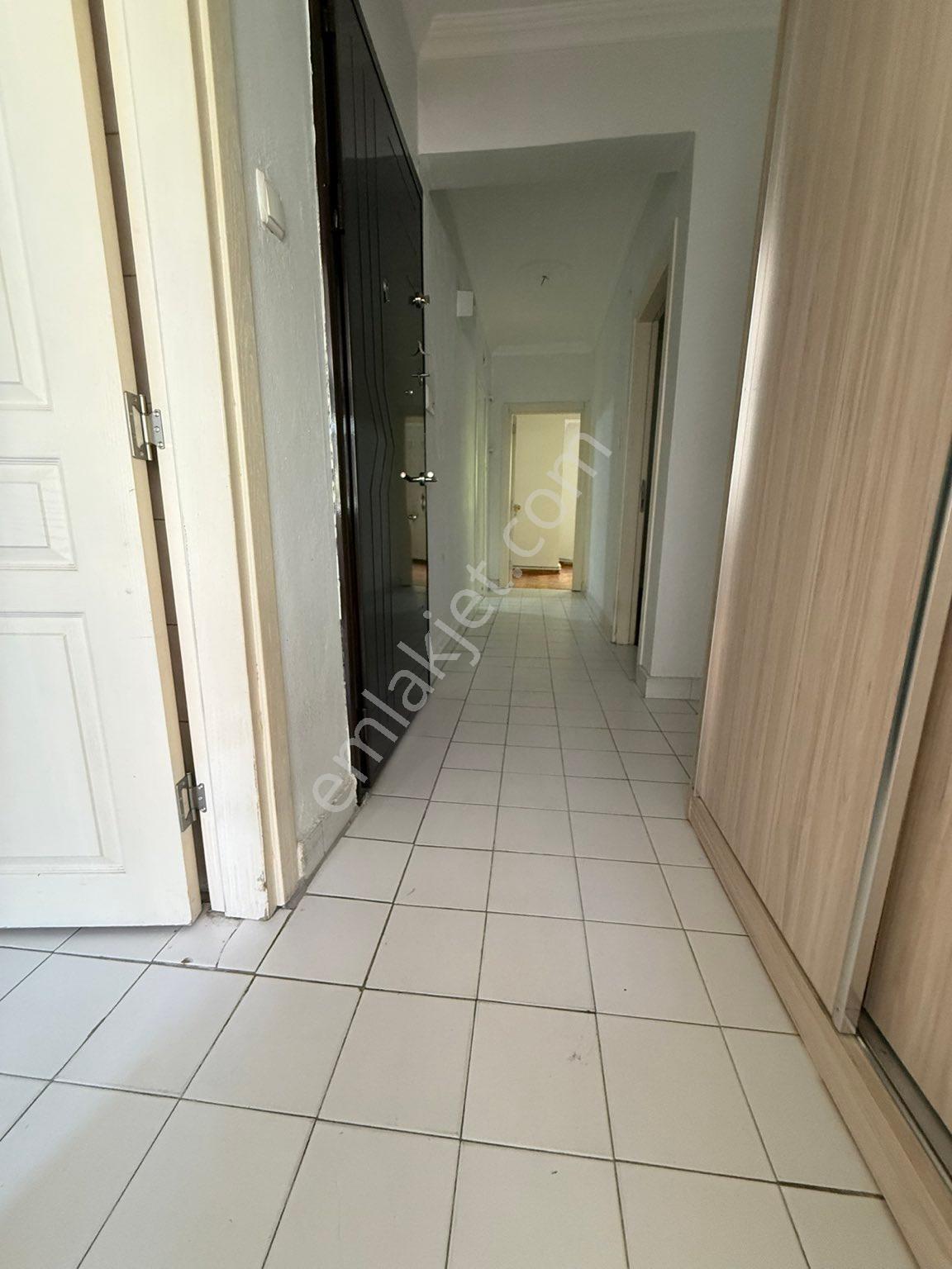 Fulya Mehmetçik Caddesinde Kiralık Kombili Daire - Görsel 18