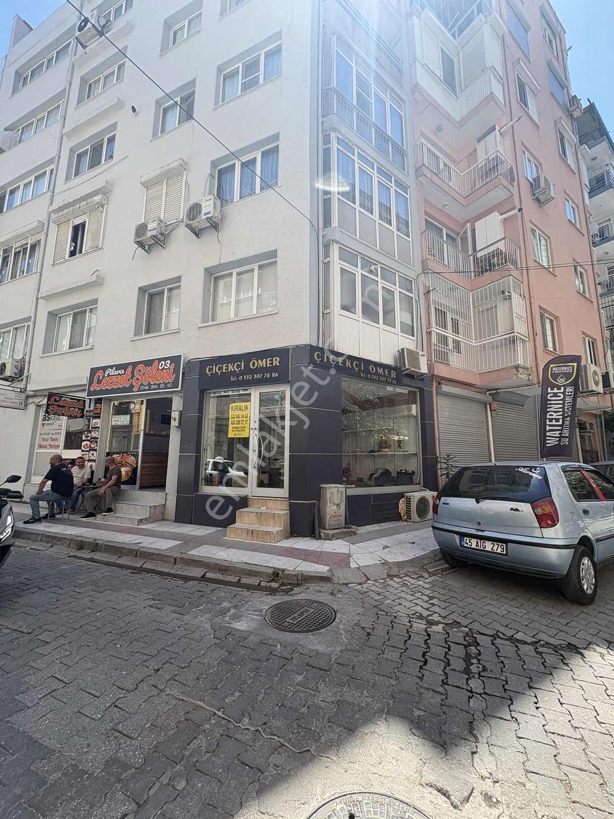 Çarşı İçi Köşe Dükkan İster Ofis İster Depo Yapılabilir - Görsel 8