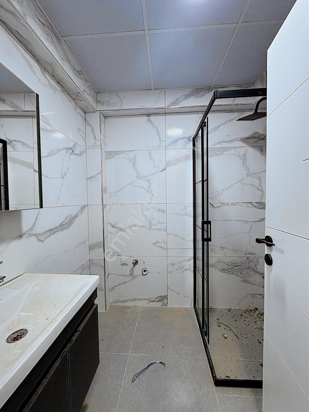 Bandırma Mavi Emlaktan Yeni Mahallede 1+1 Kiralık Daireler - Görsel 25