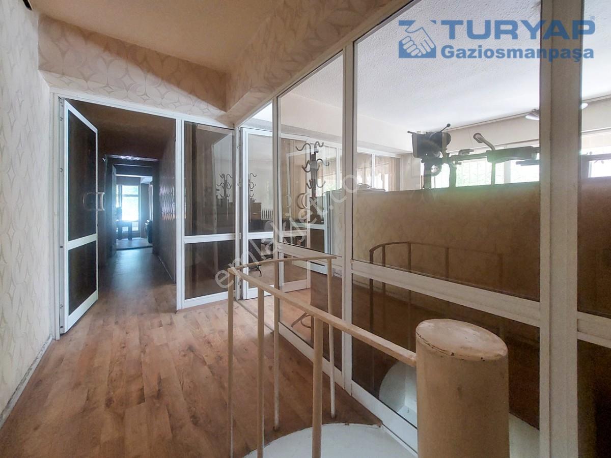 Kızılay Yüksel Caddesinde 274m2+24m2 Dükkan - Görsel 12