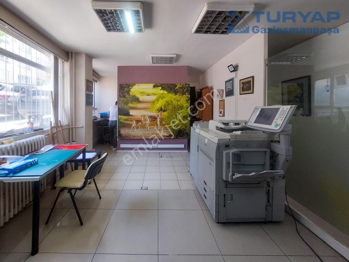 Kızılay Yüksel Caddesinde 274m2+24m2 Dükkan - Görsel 4