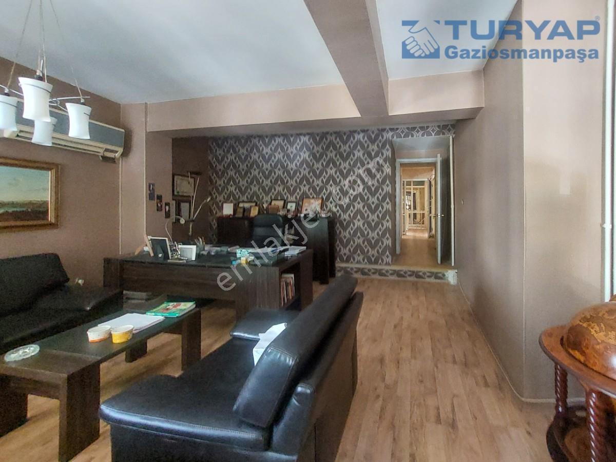 Kızılay Yüksel Caddesinde 274m2+24m2 Dükkan - Görsel 17