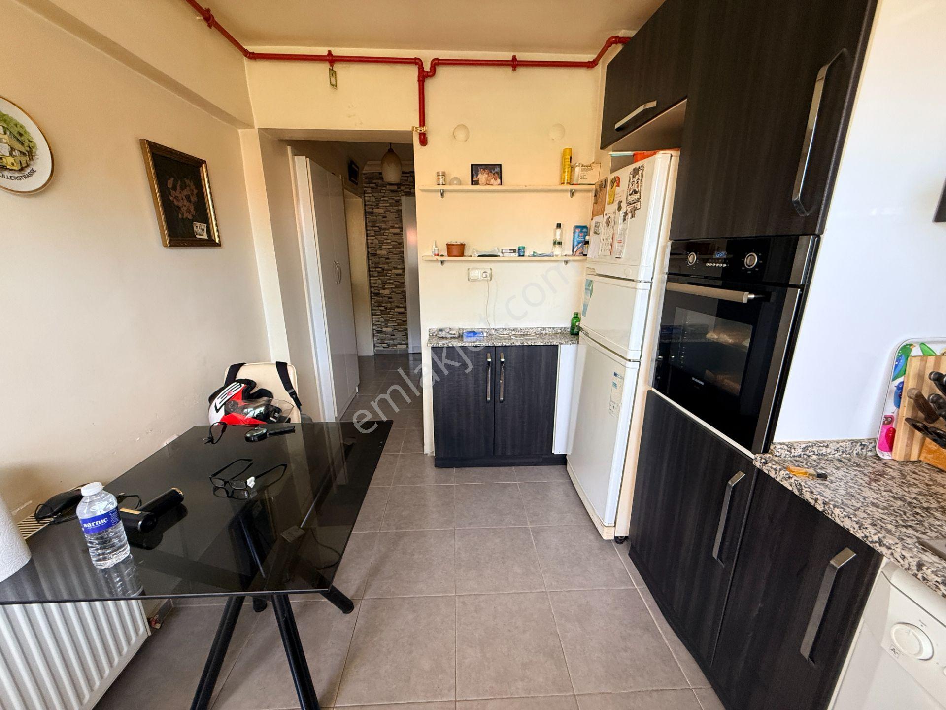 Bostanlı'da Sahile 150m, Bahçeli Satılık 3+1 Daire (140m² Bahçe) - Görsel 11