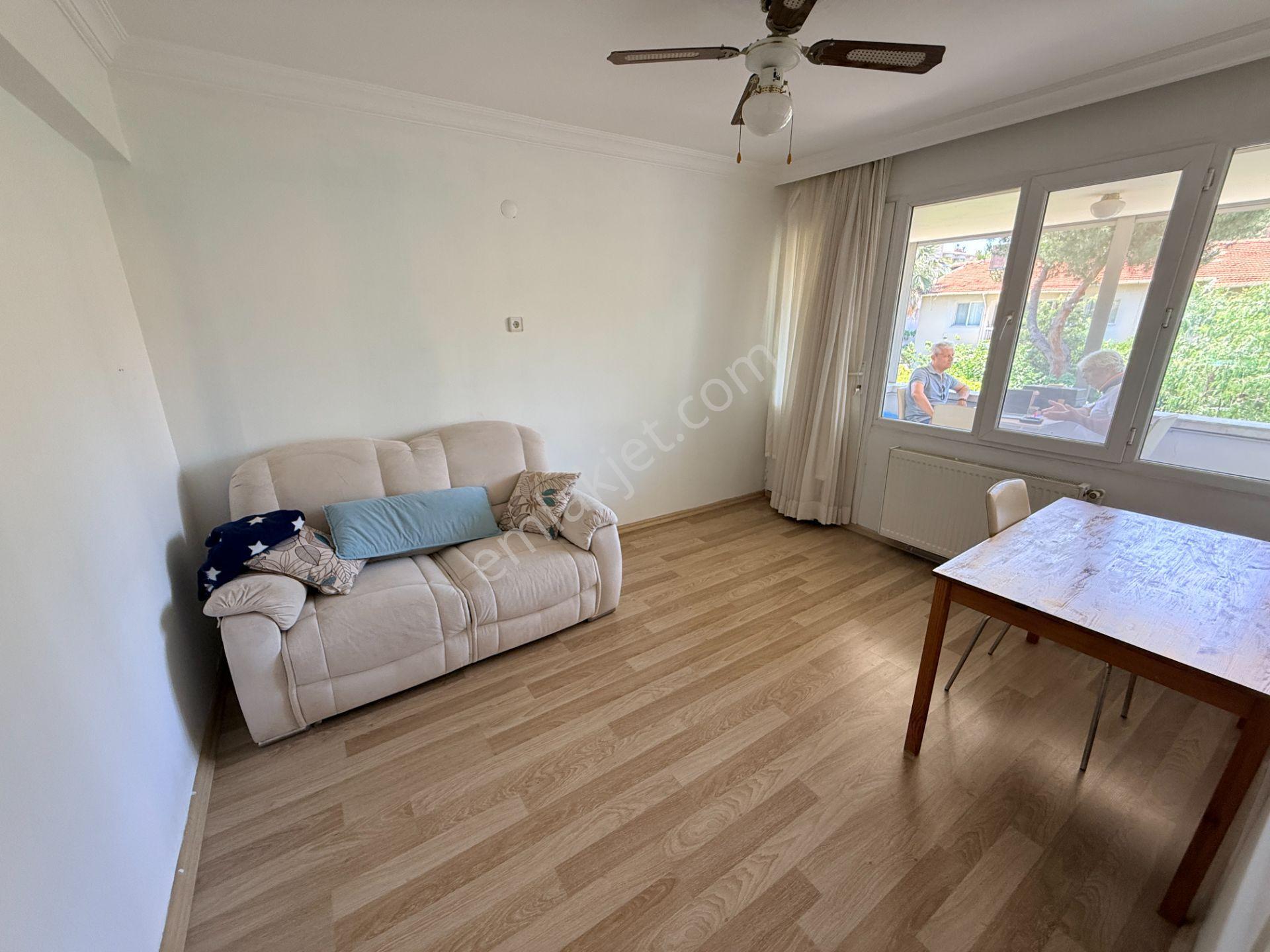 Bostanlı'da Sahile 150m, Bahçeli Satılık 3+1 Daire (140m² Bahçe) - Görsel 27