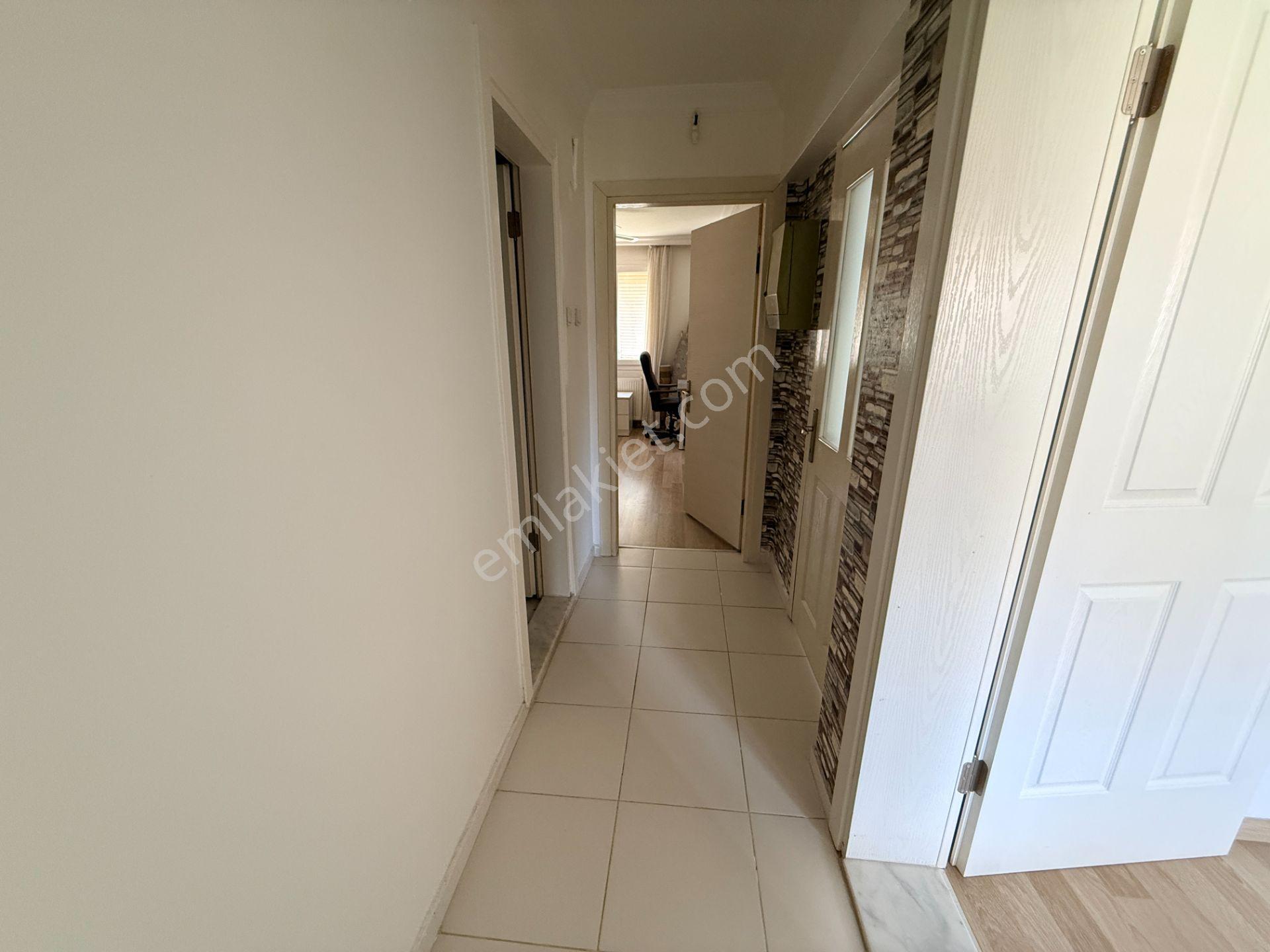 Bostanlı'da Sahile 150m, Bahçeli Satılık 3+1 Daire (140m² Bahçe) - Görsel 30
