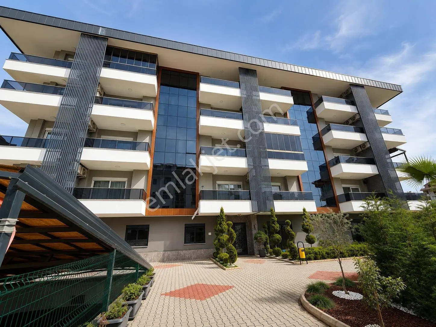 Alanya Oba 2+1 95m2 Bahçe Dublex Lüks Site Full Aktivite Fırsat - Görsel 2