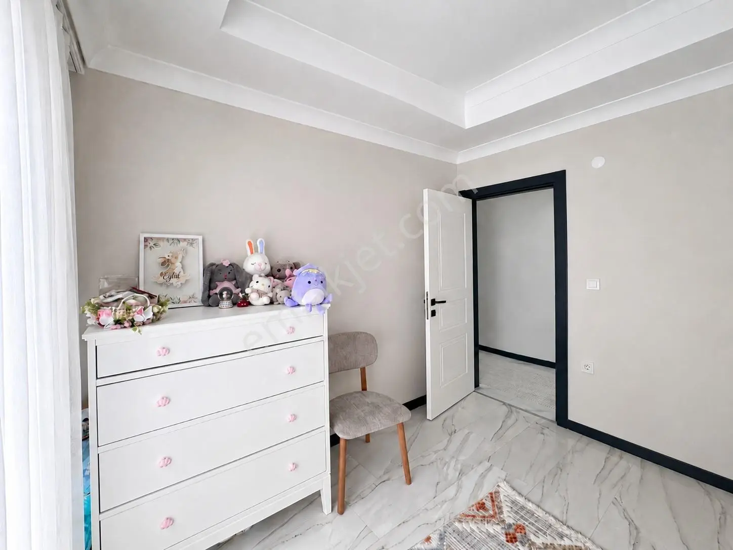 Paşadağ Mahallesinde Yerden Isıtmalı, Ebeveyn Banyolu Kiralık3+1 - Görsel 5