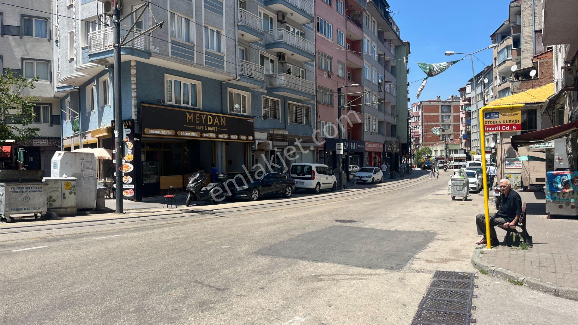 Master Realtor Nilvest'ten İncirli'de Geniş 2+1 Kiralık Daire - Görsel 17