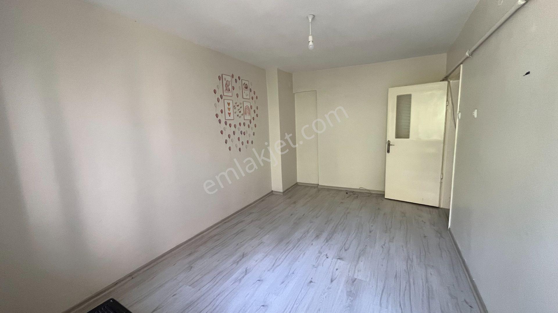 Master Realtor Nilvest'ten İncirli'de Geniş 2+1 Kiralık Daire - Görsel 3
