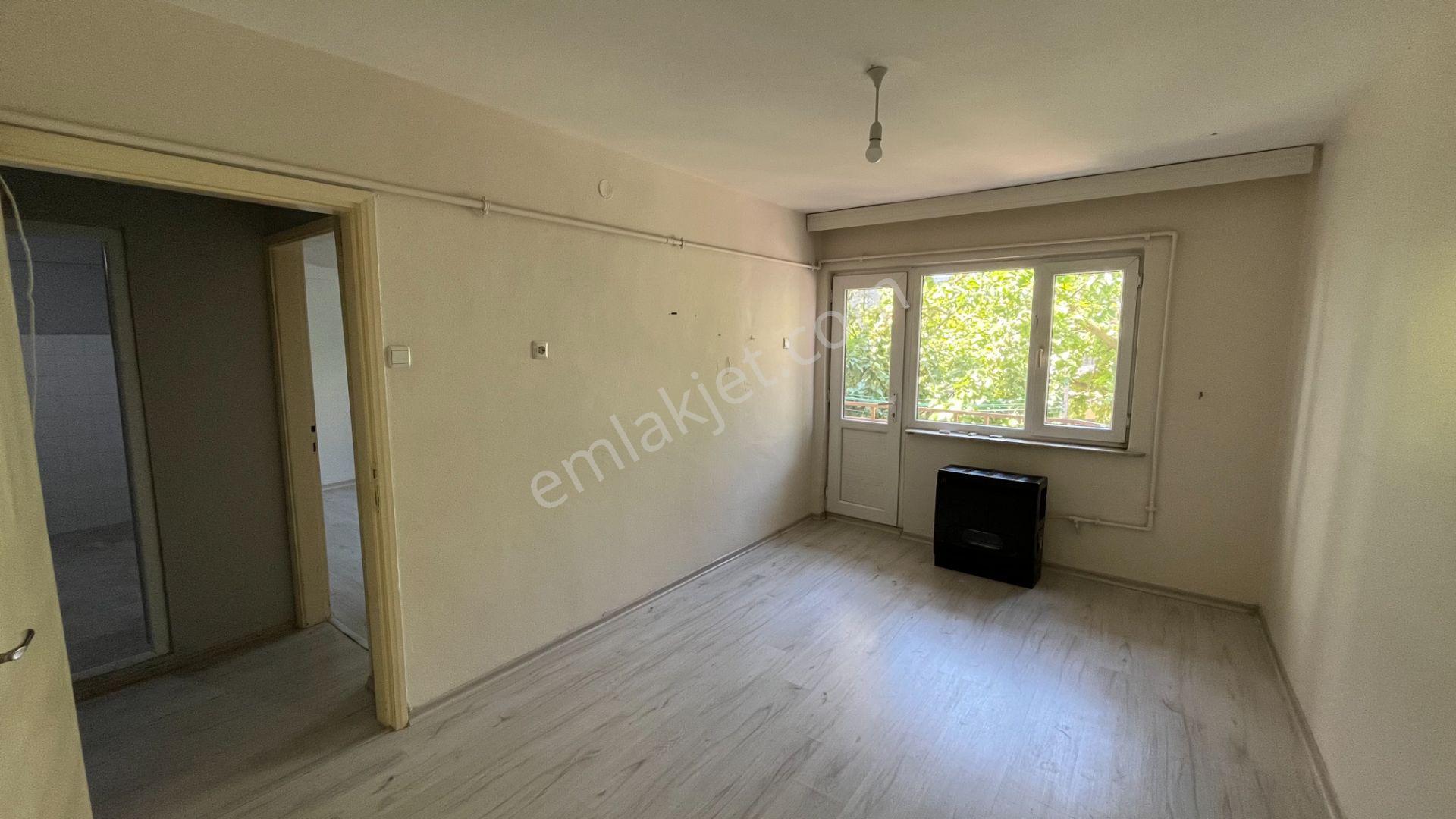 Master Realtor Nilvest'ten İncirli'de Geniş 2+1 Kiralık Daire - Görsel 4