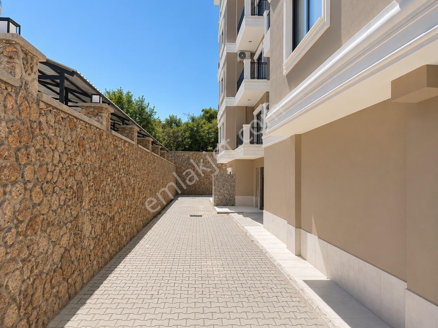 Alanya Oba 2+1 Kale Manzaralı Lüks Sitede Sıfır Kupon Daireeeeee - Görsel 11
