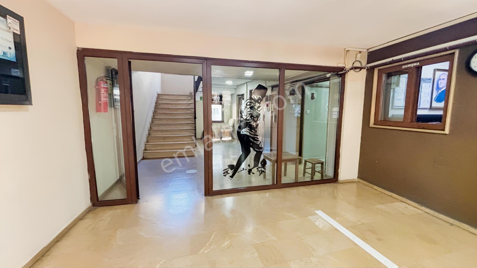 Kristal İz Gazcılar Petek Bozkaya'da Kiralık Ofis - Görsel 6