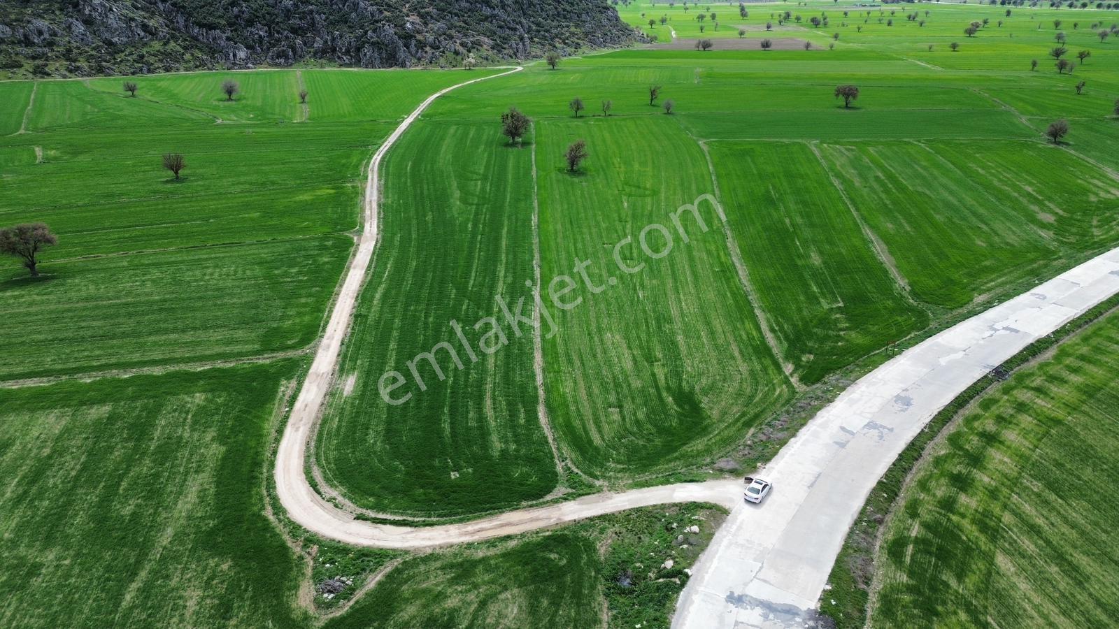 Kızılkayada, Antalya'ya 30dk Mesafede Konut İmarına Yakın Arsa - Görsel 2