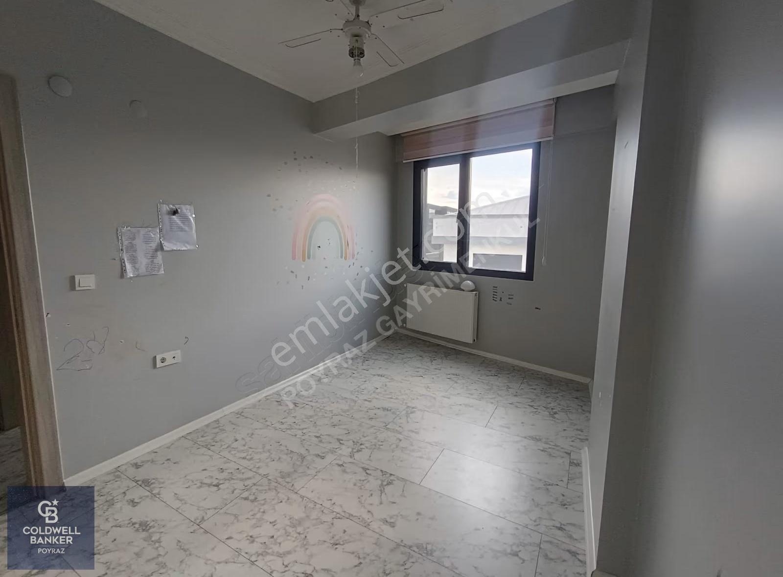 Menderes Coldwell Banker Poyraz'da Cadde Üzeri Kiralık 2+1 Daire - Görsel 8