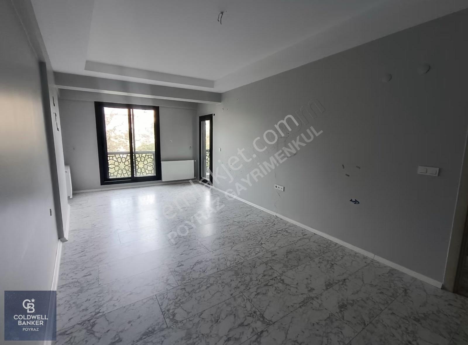 Menderes Coldwell Banker Poyraz'da Cadde Üzeri Kiralık 2+1 Daire - Görsel 11