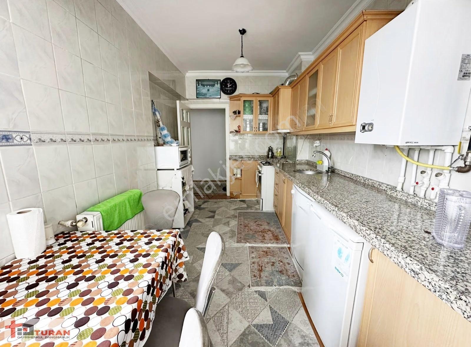Turan'dan Özlem Caddesi Üzeri 1.kat 3+1 125m2 Fırsat Daire Boş** - Görsel 5