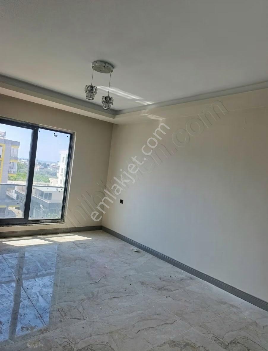 Asaf Emlak'tan Taşucunda Havuzlu Sitede Satılık Lüks 2+1 Daire - Görsel 14