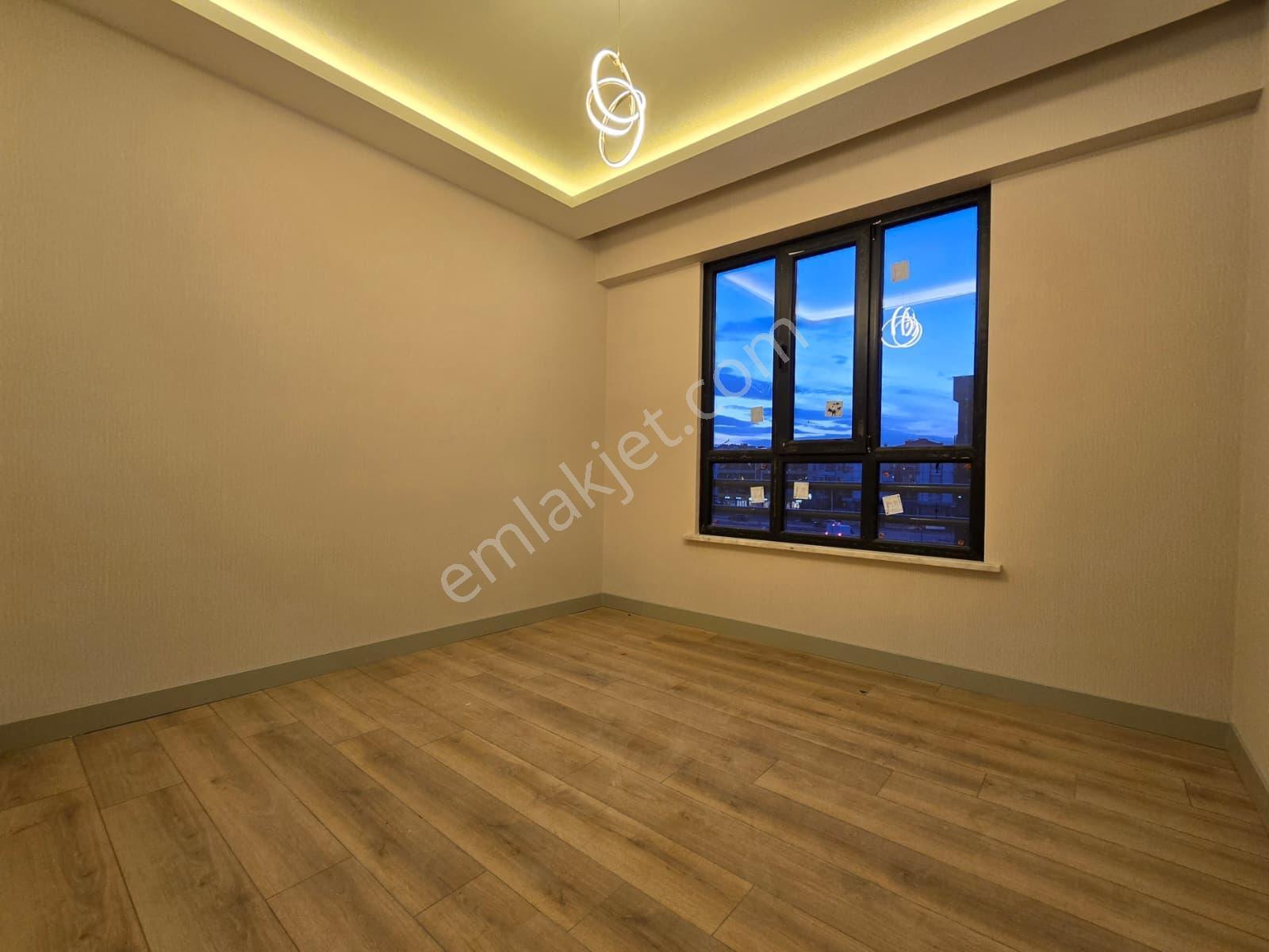 Yüksel Şahin'den Yazır Şafak Caddesinde Lüks 2,5+1 Sıfır Daire - Görsel 48
