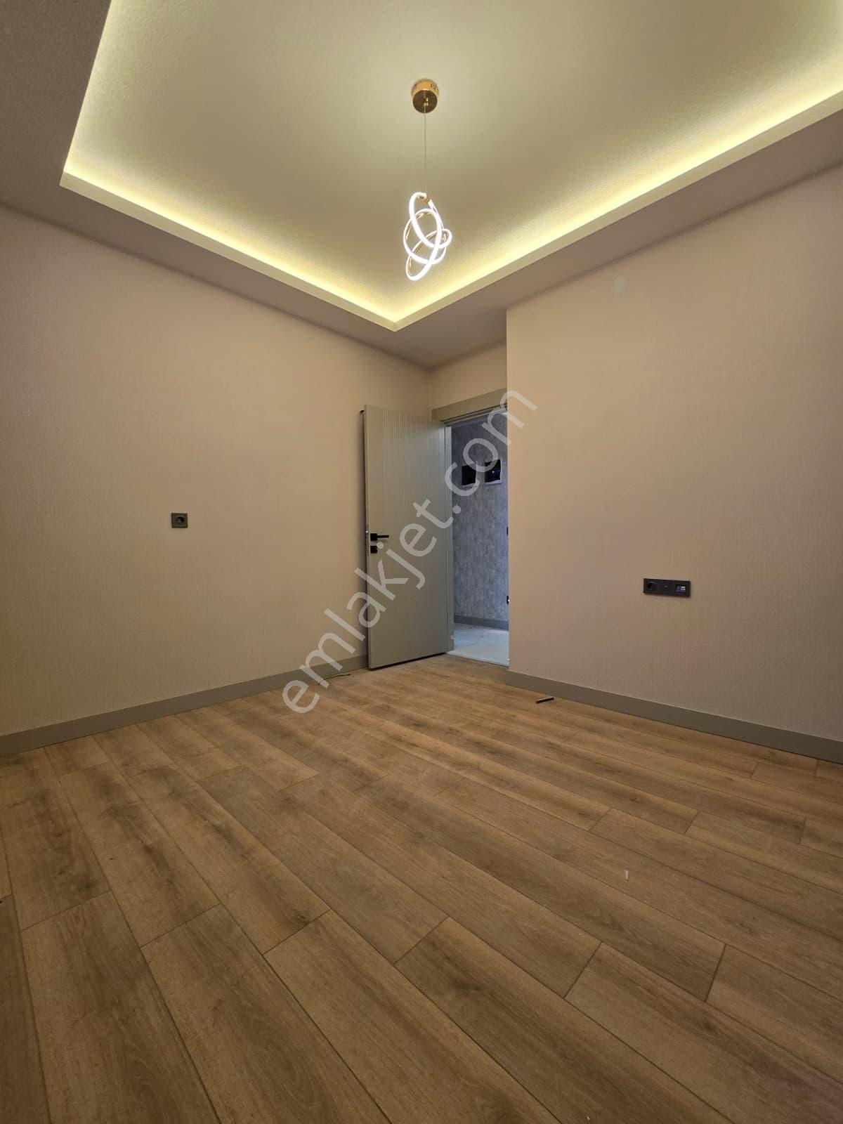 Yüksel Şahin'den Yazır Şafak Caddesinde Lüks 2,5+1 Sıfır Daire - Görsel 32